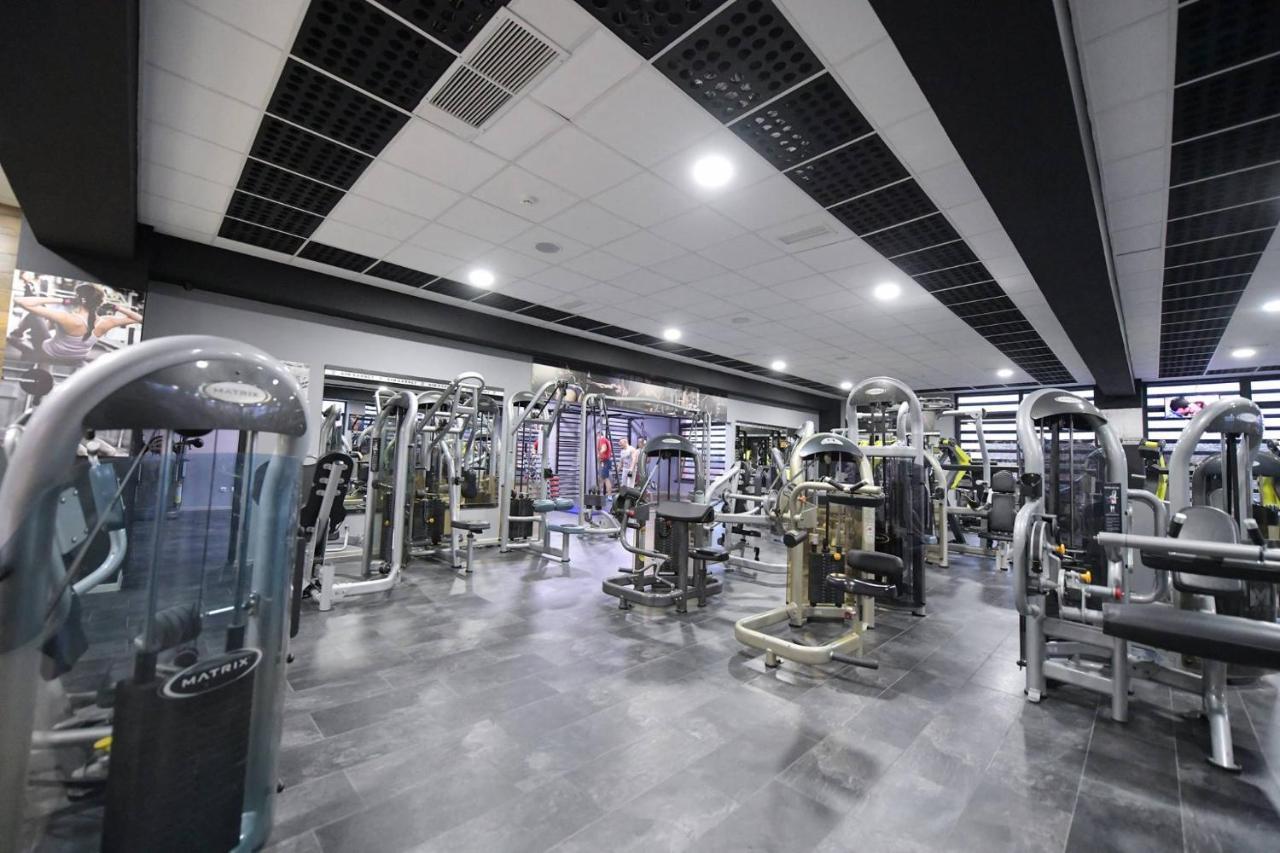Garnet Hotel & Event Centar Ruma Zewnętrze zdjęcie
